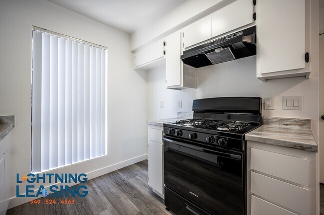 Building Photo - 14201 Victory Blvd