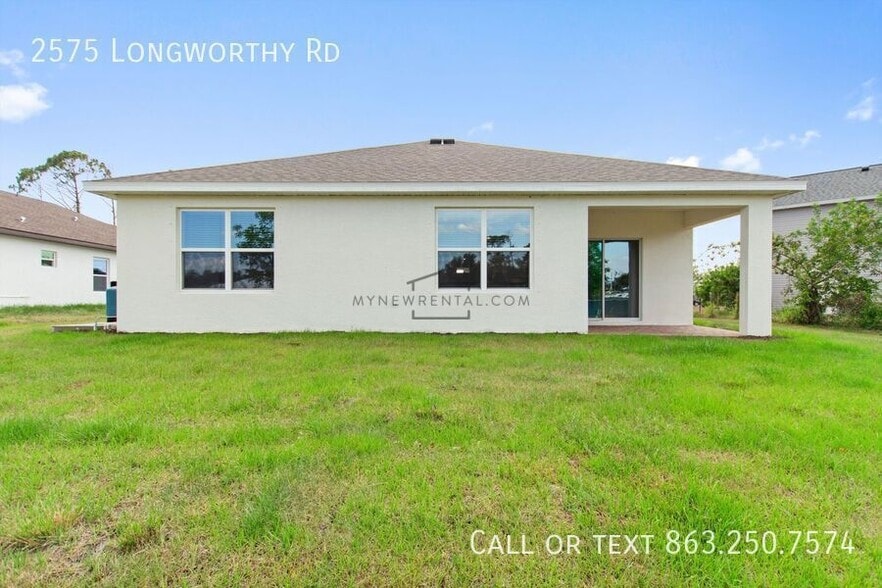 Building Photo - 2575 Longworthy Rd