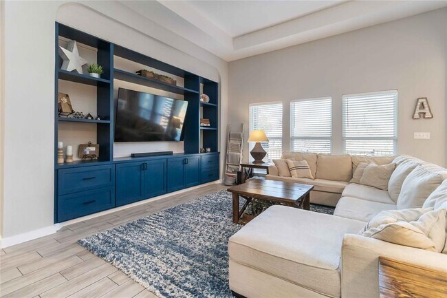 Building Photo - 116 Charles Zanco Dr