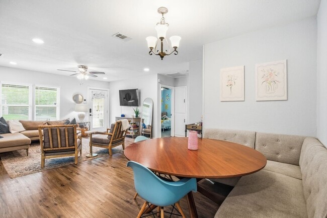 Building Photo - TCU-2712 Frazier Ave