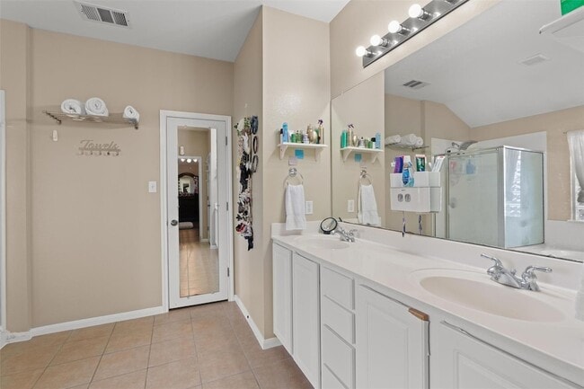 Building Photo - 2334 Caprock Pl