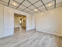 Building Photo - 617 Grand Ave