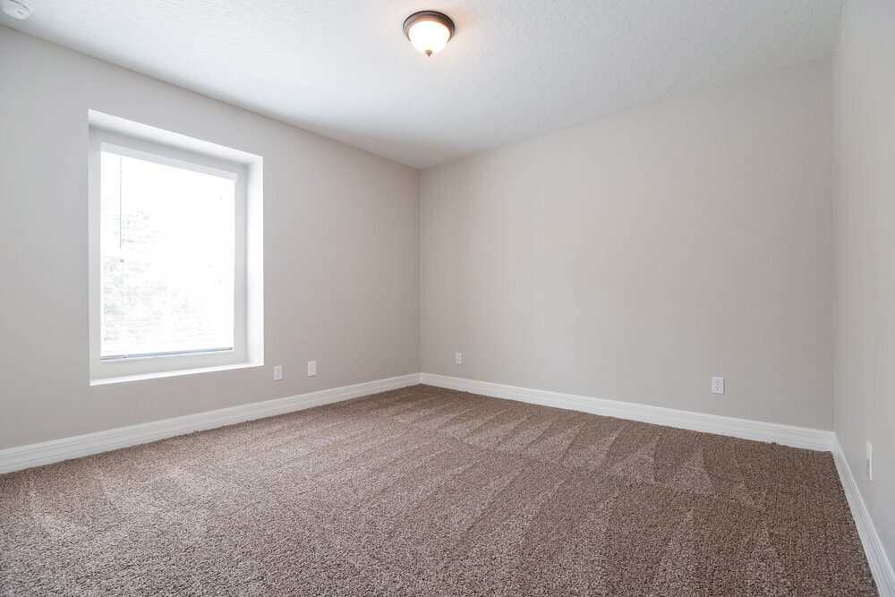 Building Photo - 993 N Jacks Lake Rd