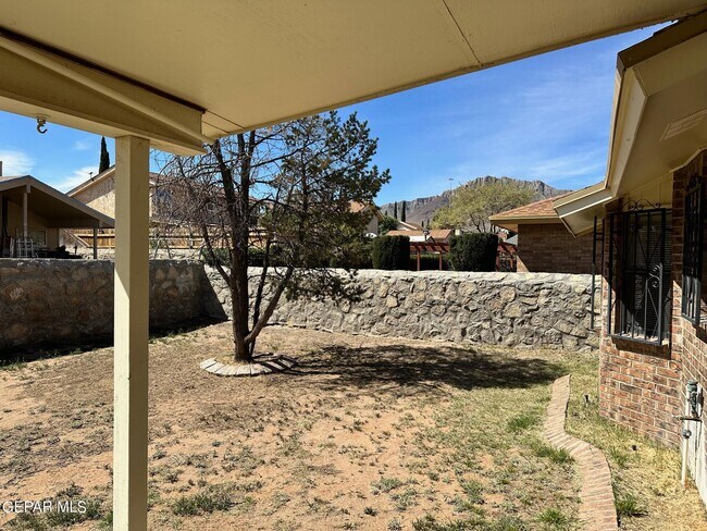 Building Photo - 4536 Maj Sprague Ave