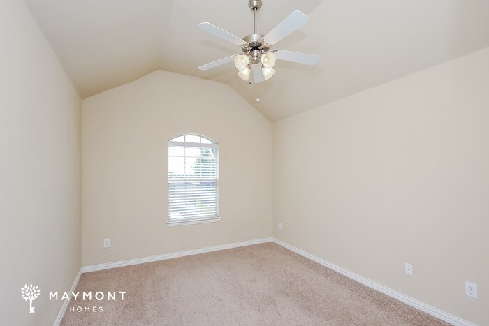 Building Photo - 2900 Softwood Cir