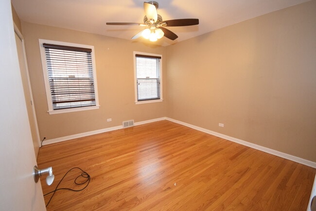 Building Photo - 5551 S Mason Ave