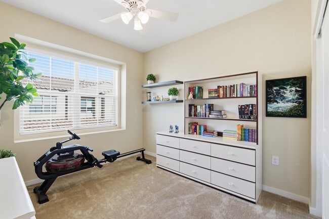 Building Photo - 737 E Beauchamp Dr