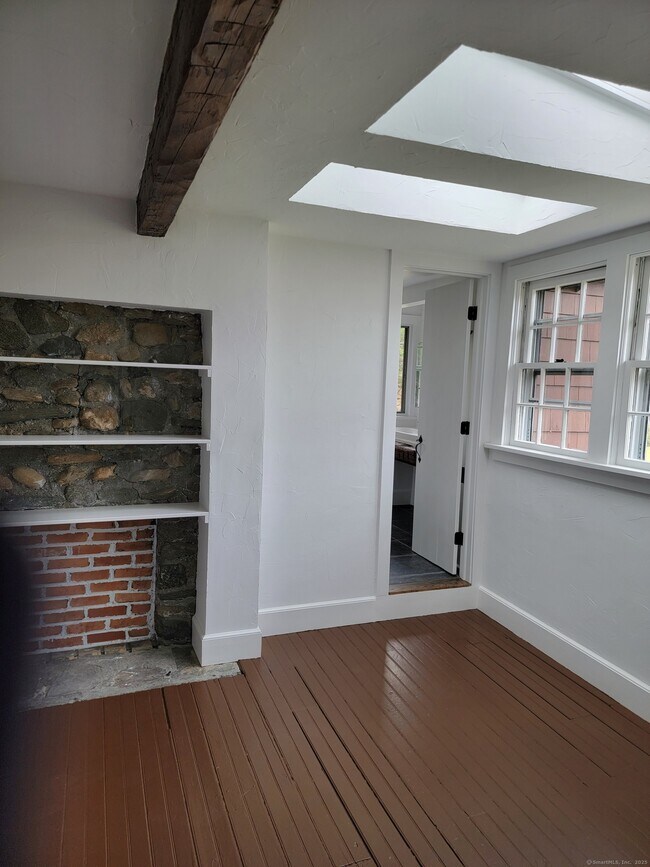 Building Photo - 199 CT-37