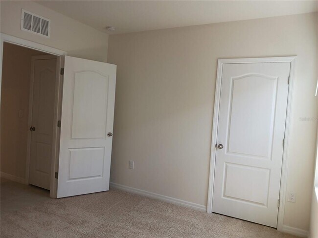Building Photo - 1264 Berry Ln
