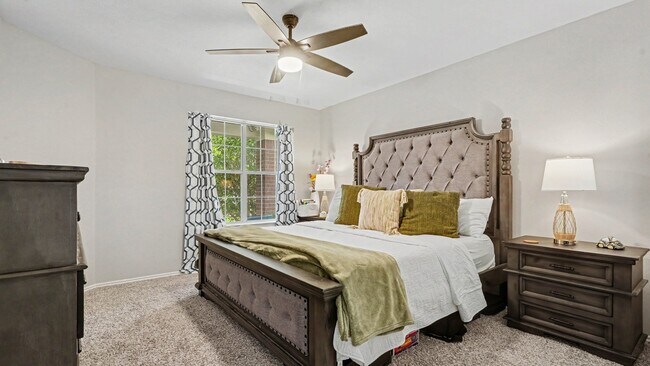 Building Photo - 9039 Serena Ln