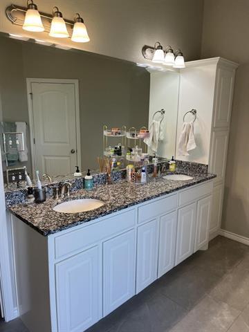 Building Photo - 3322 White Horse Dr