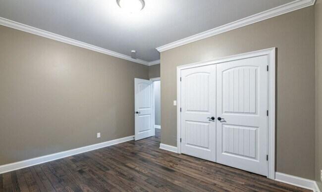 Building Photo - Knoxville 37918 - 4 bedroom 3.5 bath - cal...