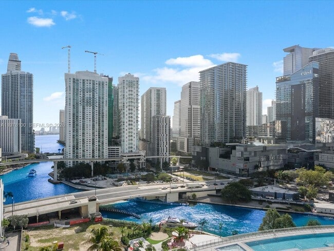 Building Photo - 90 SW 3rd St