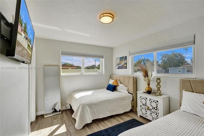 Building Photo - 19625 NW 6th Pl