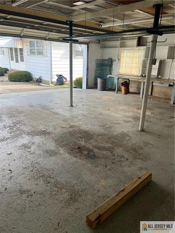 Building Photo - 102 Prentice Ave