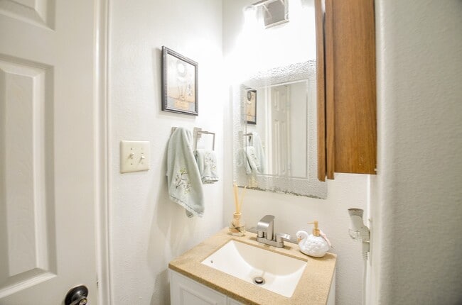 Building Photo - 3115 Sachse Ct