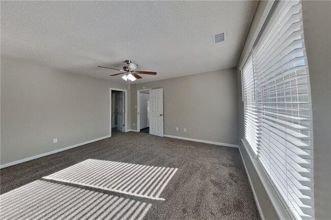 Building Photo - 1050 Augusta Woods Dr