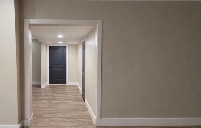 Building Photo - 1237 E Riviera Dr