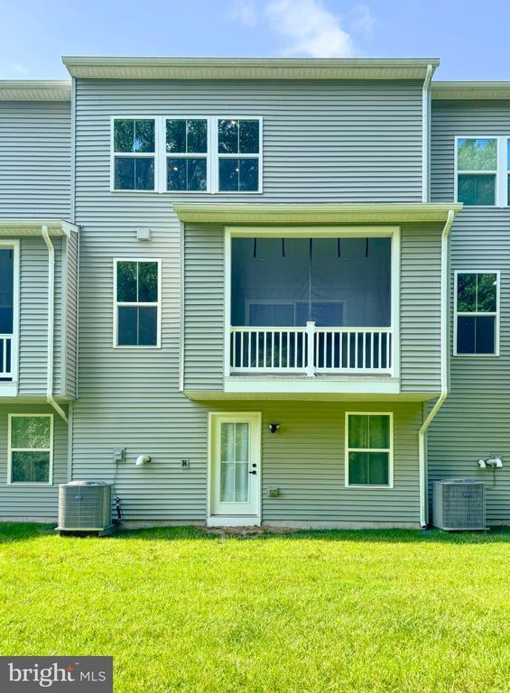Building Photo - 812 Canary Island Ct