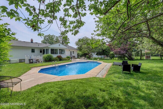 Building Photo - 125 Beechwood Ave