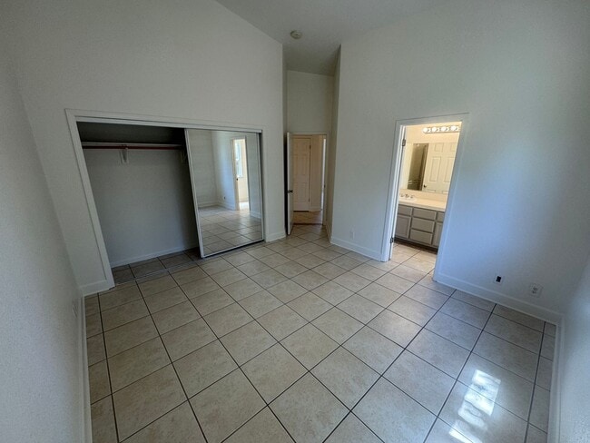 Building Photo - 3 bedroom | 2 bathroom | Single family hom...