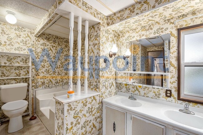 Building Photo - 3901 Luce Rd