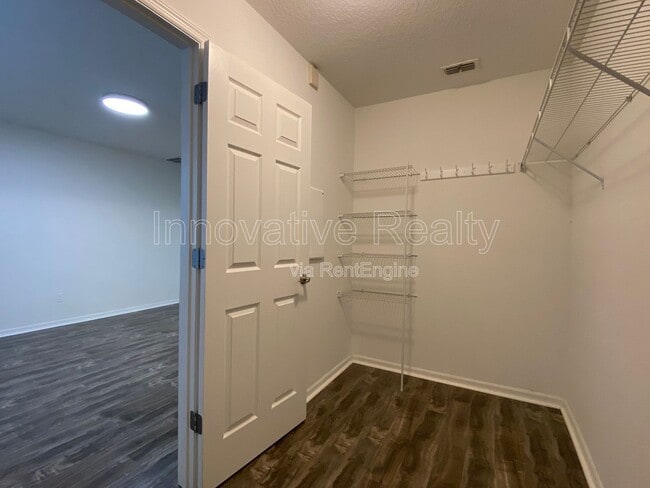 Building Photo - 1662 Orrington Payne Pl