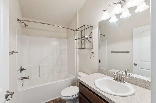 Building Photo - 458 Macon Dr