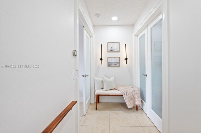 Building Photo - 6523 NW 170th Ln