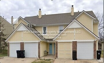 Building Photo - Spacious Comfort Meets Small-Town Charm – ...
