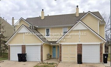 Building Photo - Spacious Comfort Meets Small-Town Charm – ...