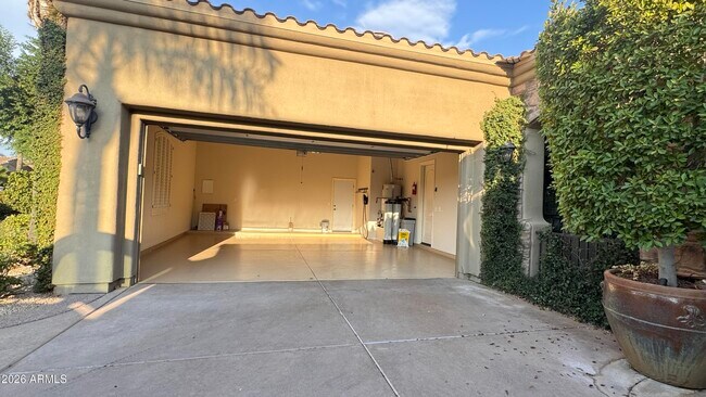 Building Photo - 10919 E Onyx Ct
