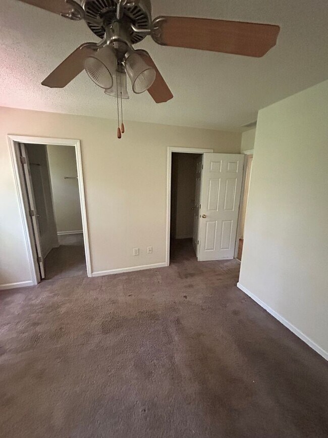 Building Photo - 110 Widgeon Dr