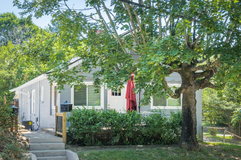 Building Photo - 26 Hanover St