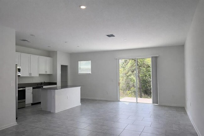 Building Photo - 7436 Stone Crk Trl