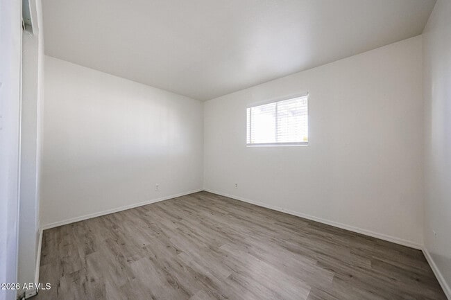 Building Photo - 2226 W Heatherbrae Dr