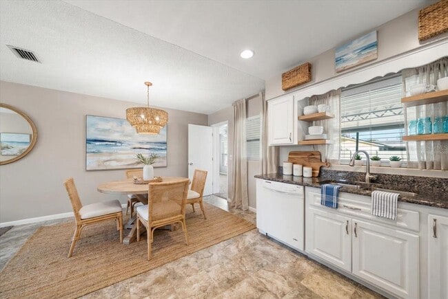 Building Photo - 1624 Fruitwood Dr