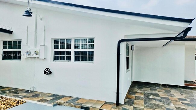 Building Photo - 3182 SW 25th Ter