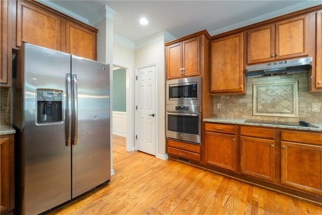 Building Photo - 313 Oak Hill Ln