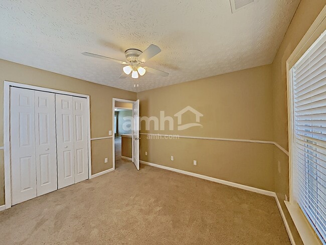 Building Photo - 409 Avery Ct