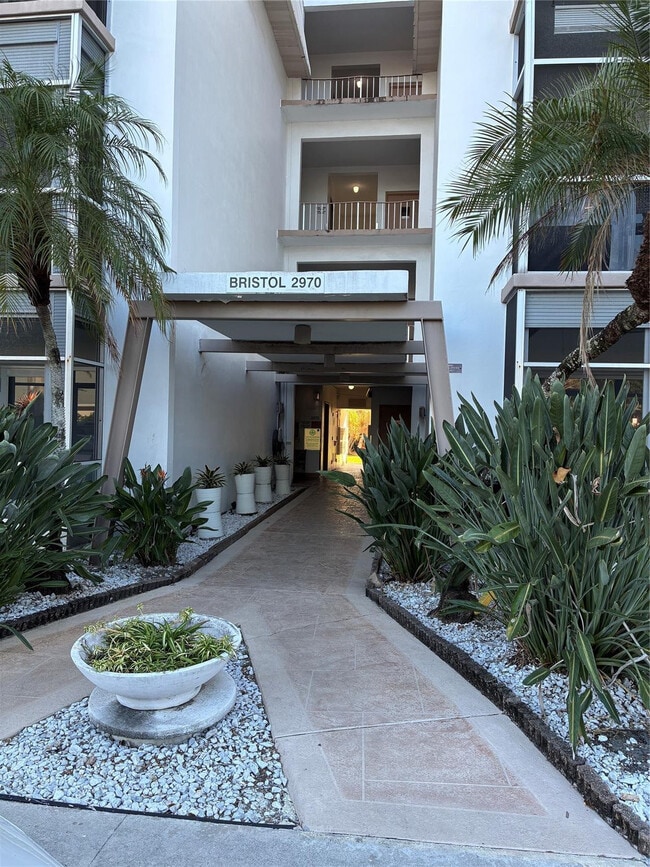 Building Photo - 2970 NE 16th Ave