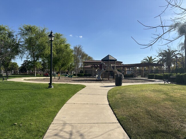 Building Photo - 11714 Morgan Hill Dr