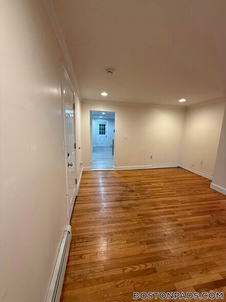 Building Photo - 234 Lexington St