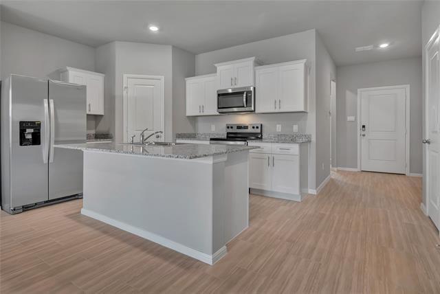 Building Photo - 16404 Severn Ln