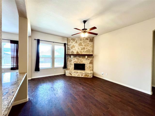 Building Photo - 5201 Pinewood Dr