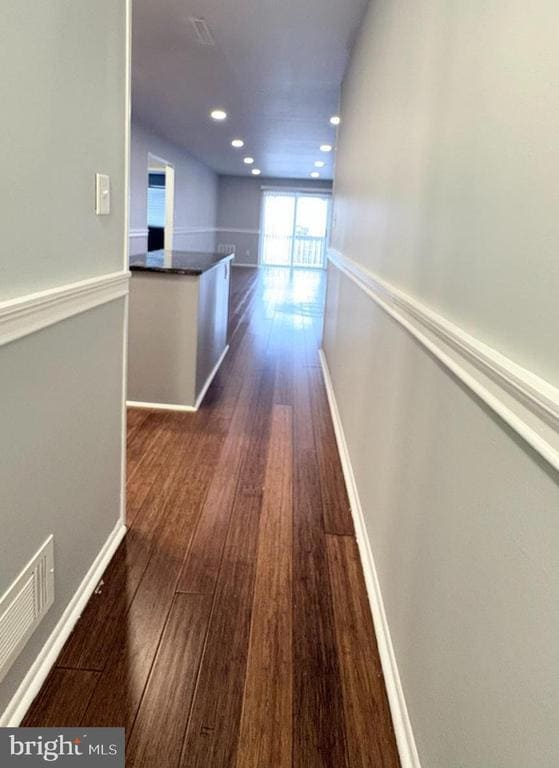 Building Photo - 1007 Woodchip Rd