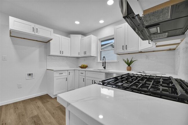 Building Photo - 2726 Stetson Ln