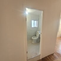 Building Photo - 914 Martin Luther King Jr Way