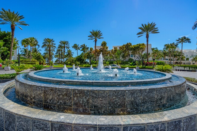 Building Photo - 50 South Pointe Dr