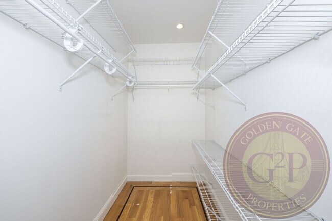 Building Photo - Noe Valley - 4 BR, 3 BA Condo 2,326 Sq. Ft...